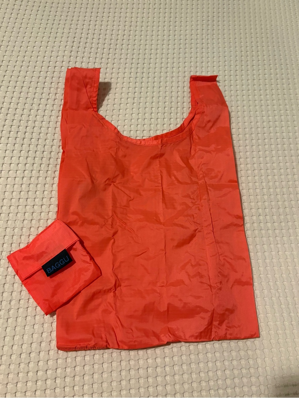 BAGGU Reusable Baby Baggu in hot pink/neon pink